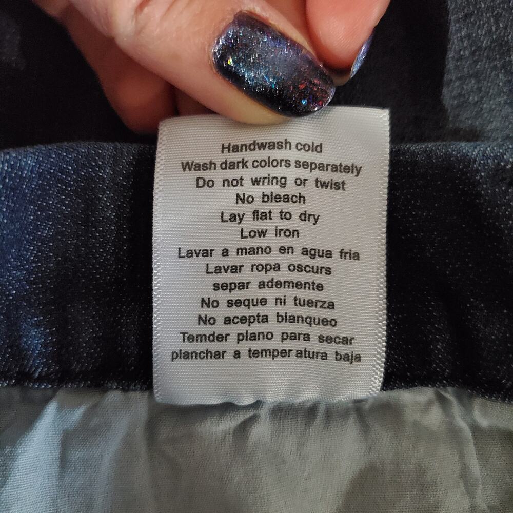 Judy Blue Dolphin Frayed Raw Hem Stretchy Denim Jean Shorts Size L Jorts Pockets - Picture 7 of 10